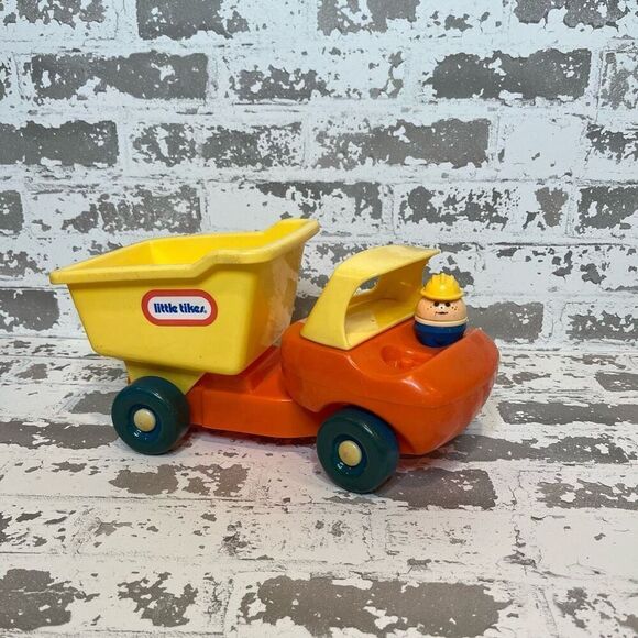 Little tike | vintage yellow and orange dump truck and person - Picture 1 of 7